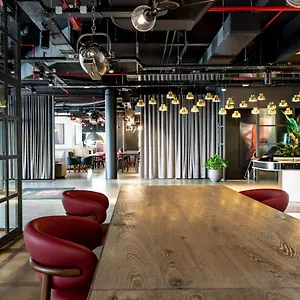 Hotel Radisson Red Brussels ****